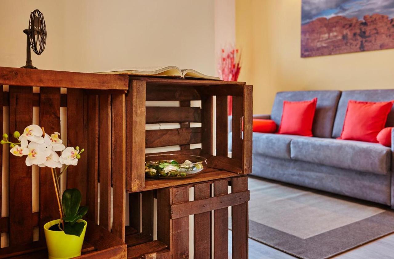 Lovely & Bright Bogatell Beach Apartment 바르셀로나 외부 사진